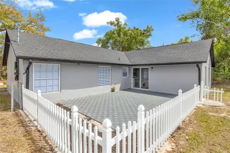 3204 Saint James Avenue Deltona FL 32738
