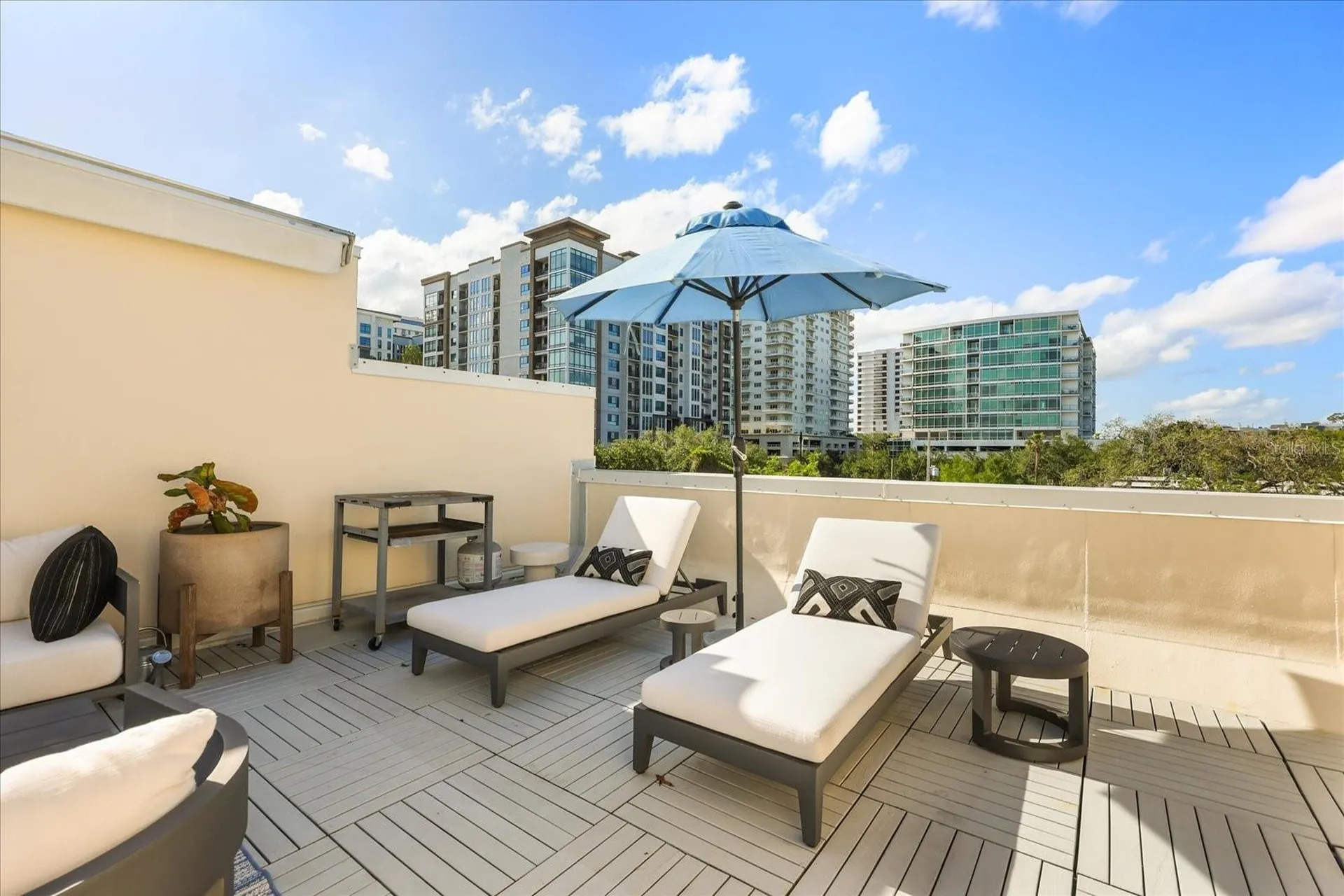 623 E Jackson Street Orlando FL 32801