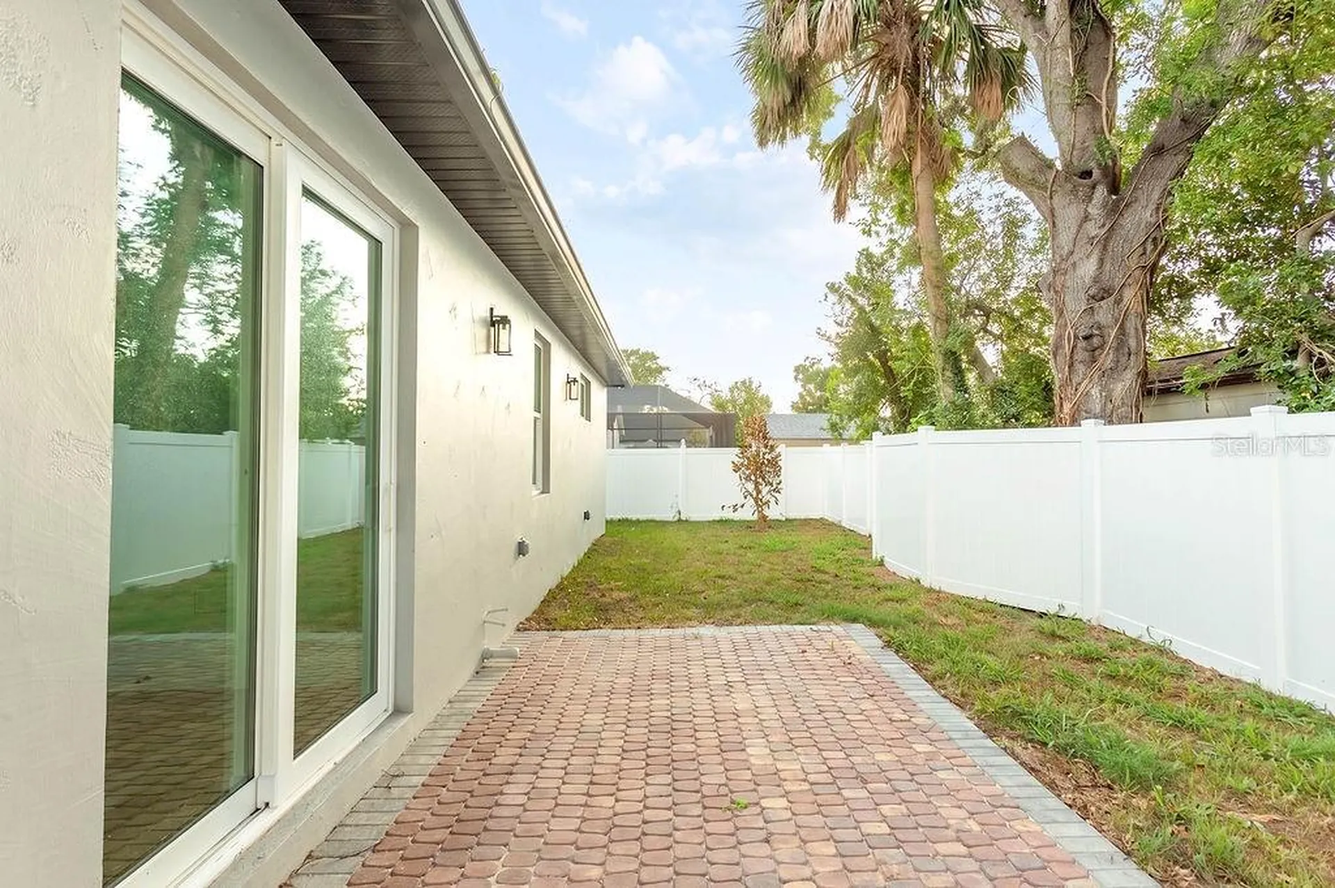 3215 W Aileen Street Tampa FL 33607