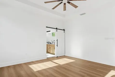 3215 W Aileen Street Tampa FL 33607