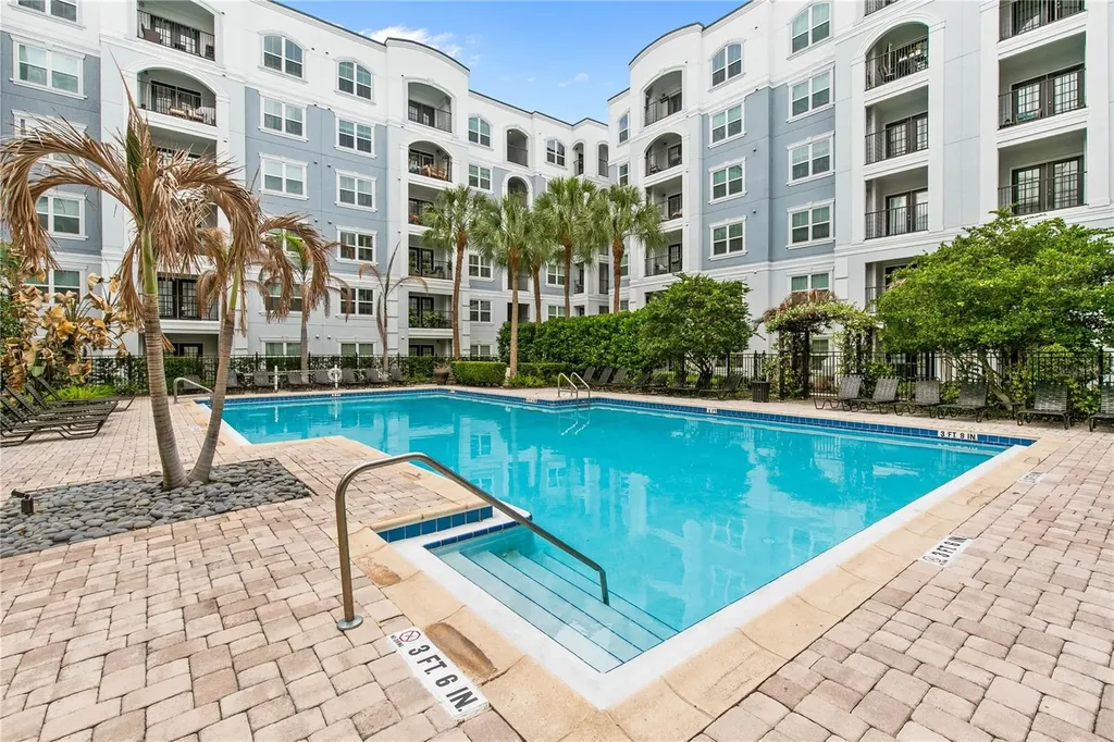 300 E South Street Orlando FL 32801