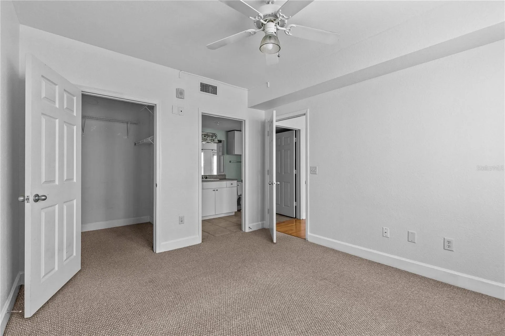 300 E South Street Orlando FL 32801