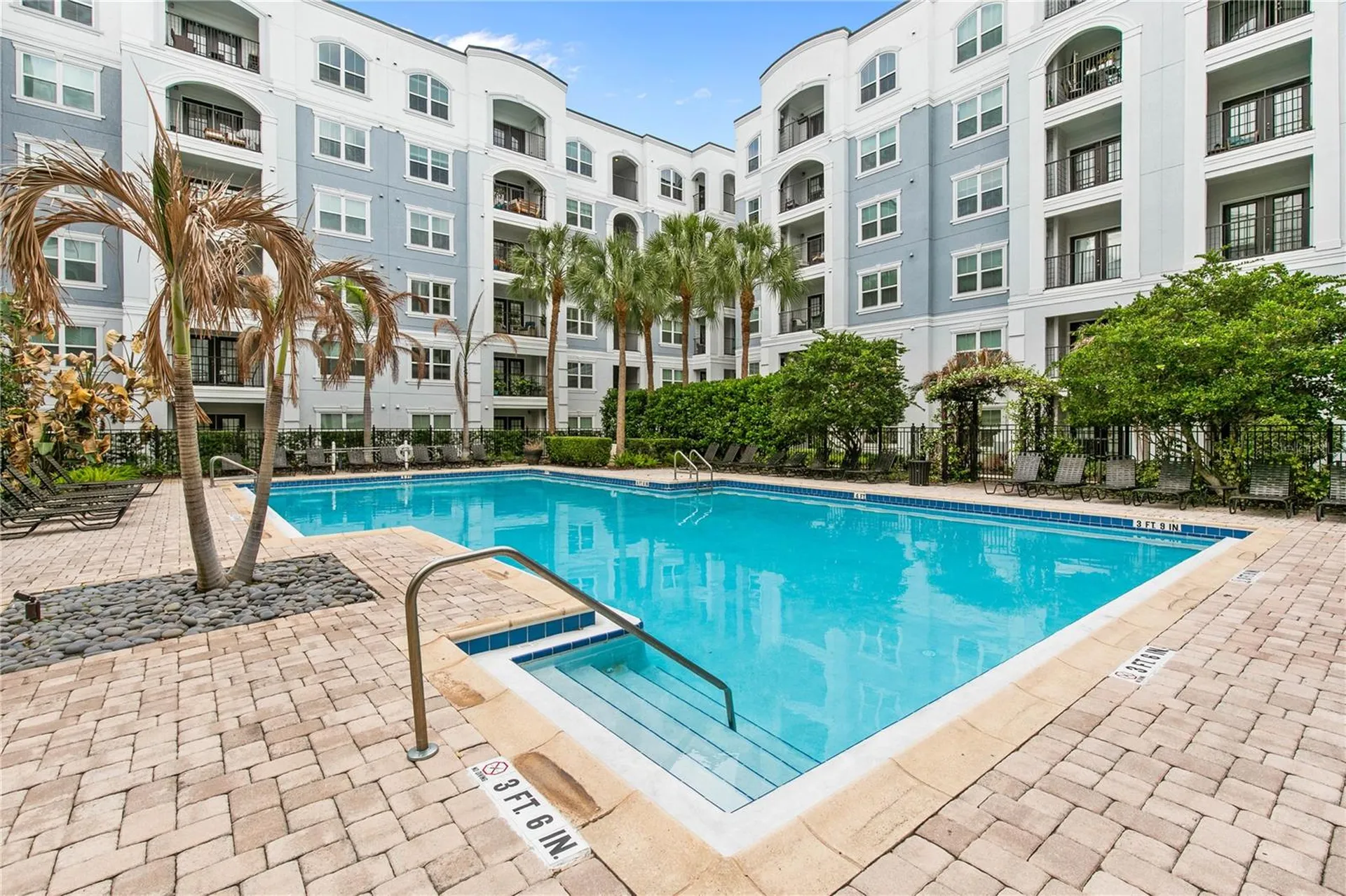 300 E South Street Orlando FL 32801