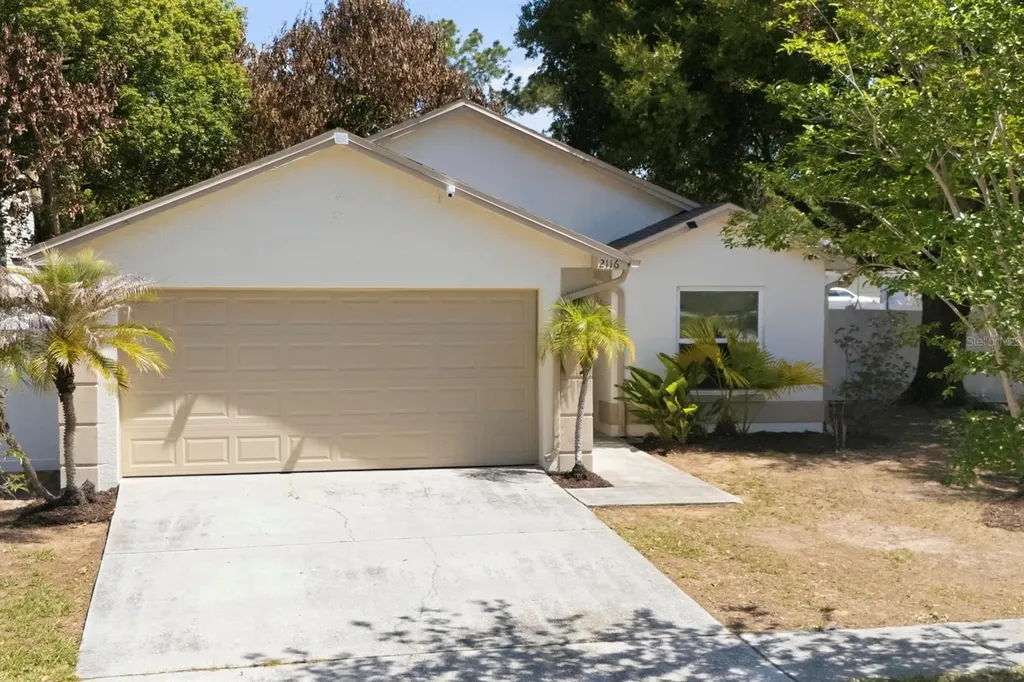 2116 Intervista Lane Valrico FL 33594