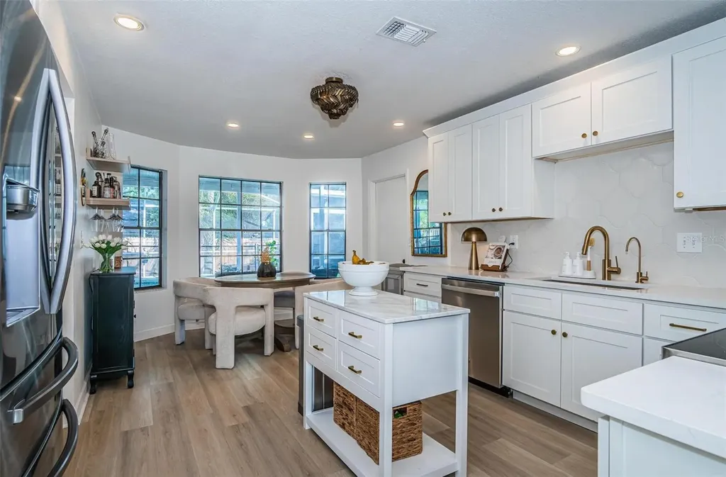 1806 River Crossing Drive Valrico FL 33596