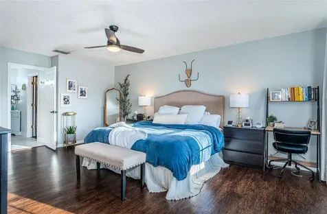 1806 River Crossing Drive Valrico FL 33596