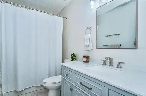 1806 River Crossing Drive Valrico FL 33596