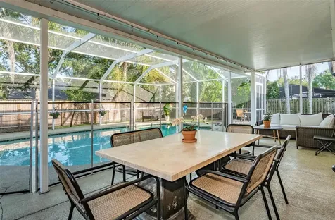 1806 River Crossing Drive Valrico FL 33596