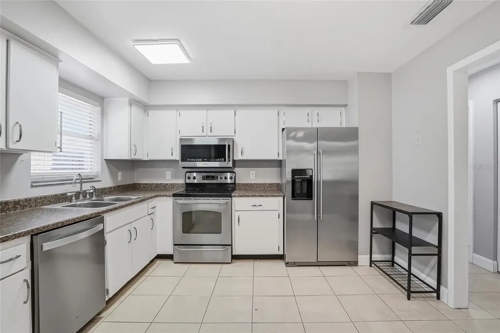 3053 Oaklawn Avenue Largo FL 33771