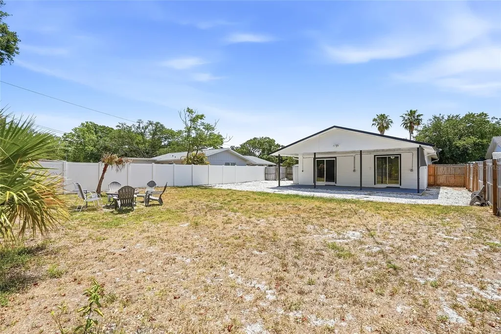 3053 Oaklawn Avenue Largo FL 33771