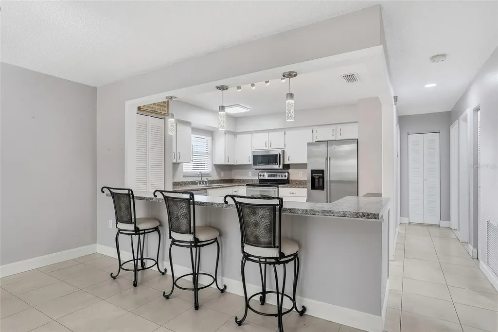3053 Oaklawn Avenue Largo FL 33771