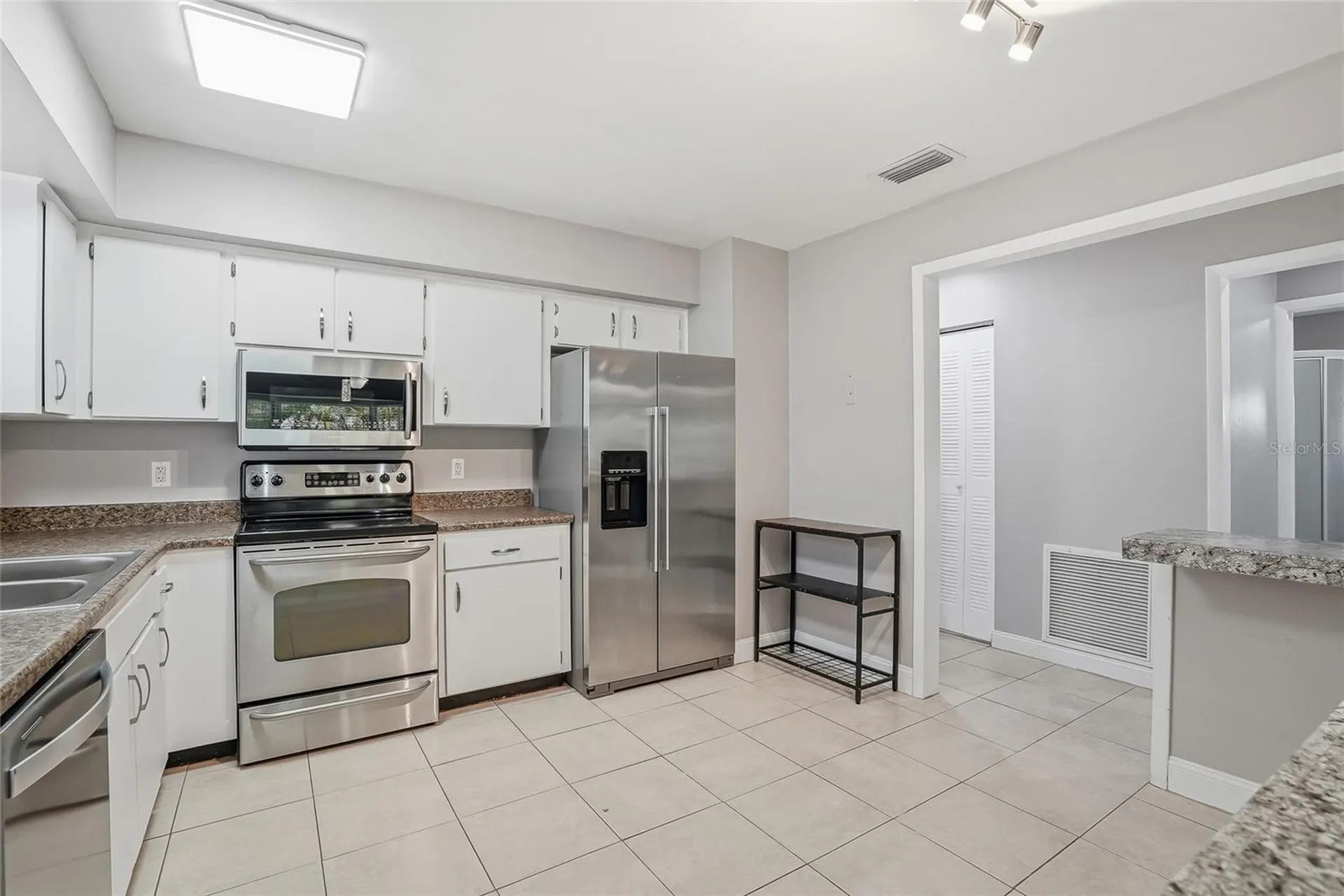 3053 Oaklawn Avenue Largo FL 33771