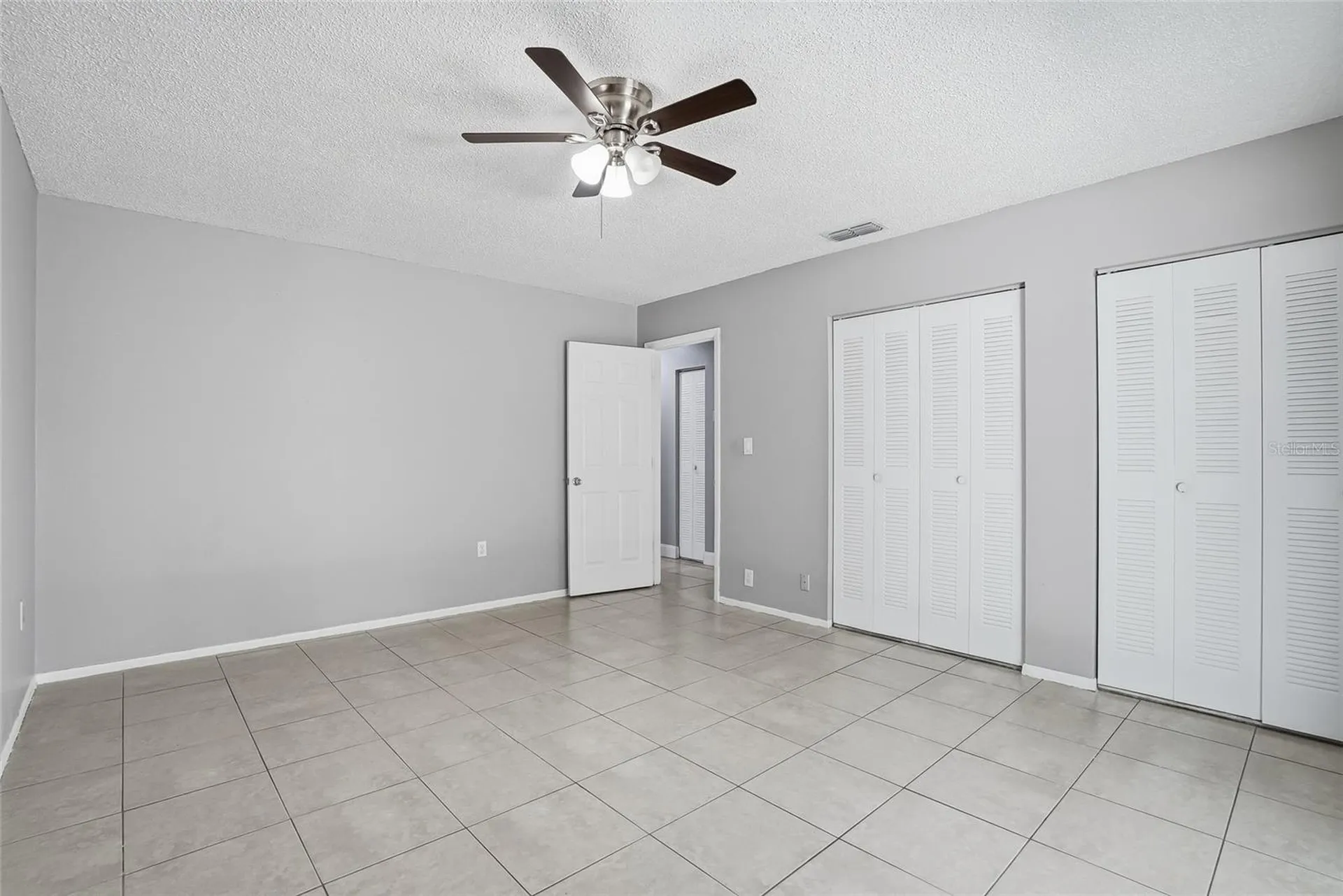 3053 Oaklawn Avenue Largo FL 33771