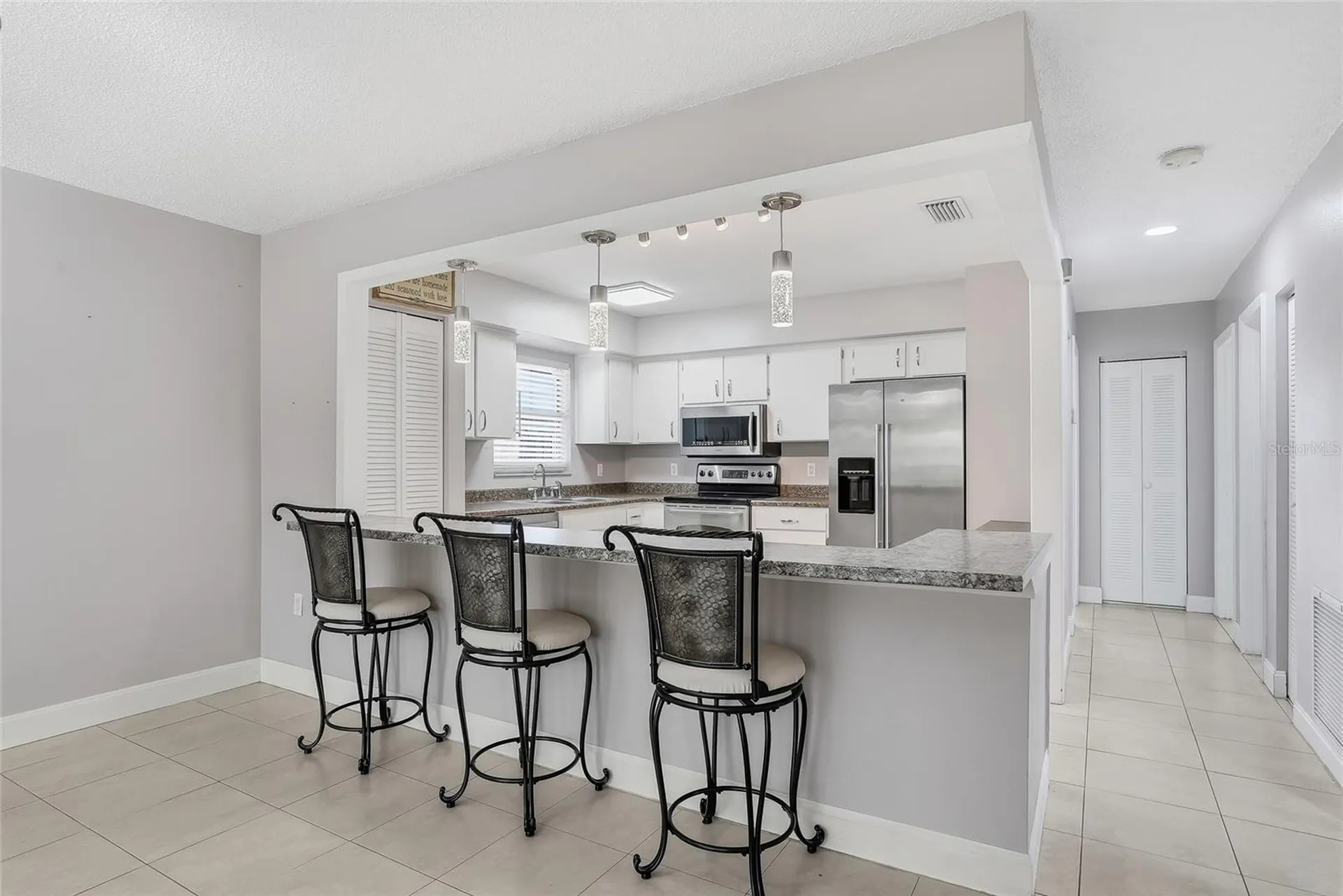 3053 Oaklawn Avenue Largo FL 33771