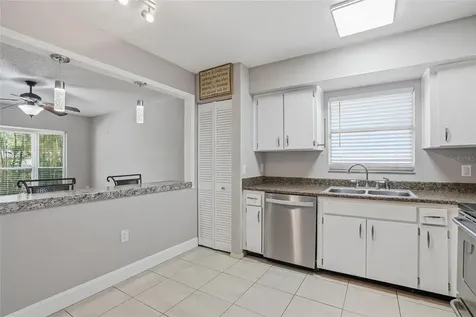 3053 Oaklawn Avenue Largo FL 33771