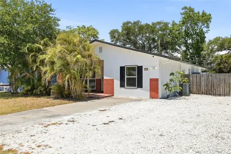 3053 Oaklawn Avenue Largo FL 33771
