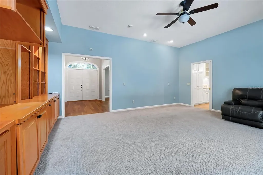 44 Lake Eloise Court Winter Haven FL 33884