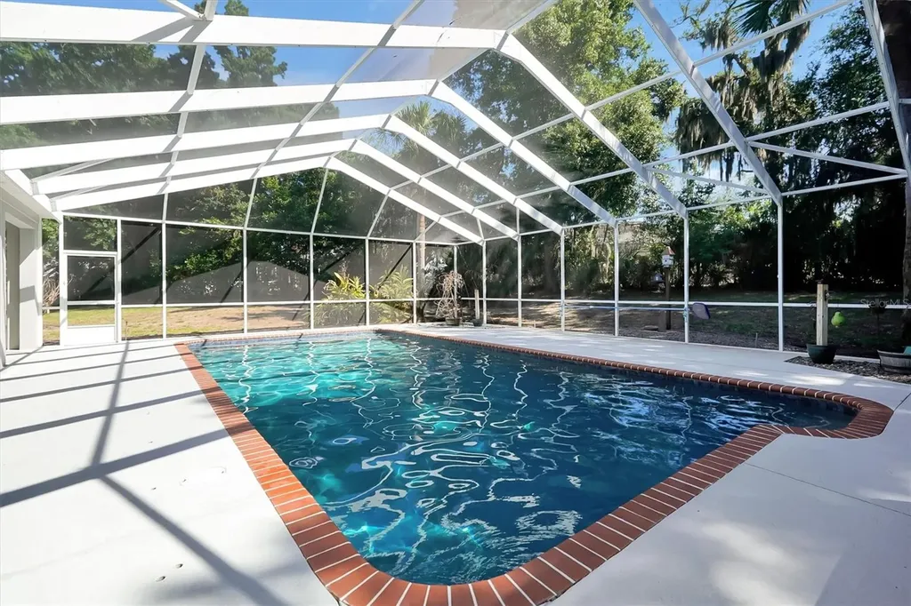44 Lake Eloise Court Winter Haven FL 33884