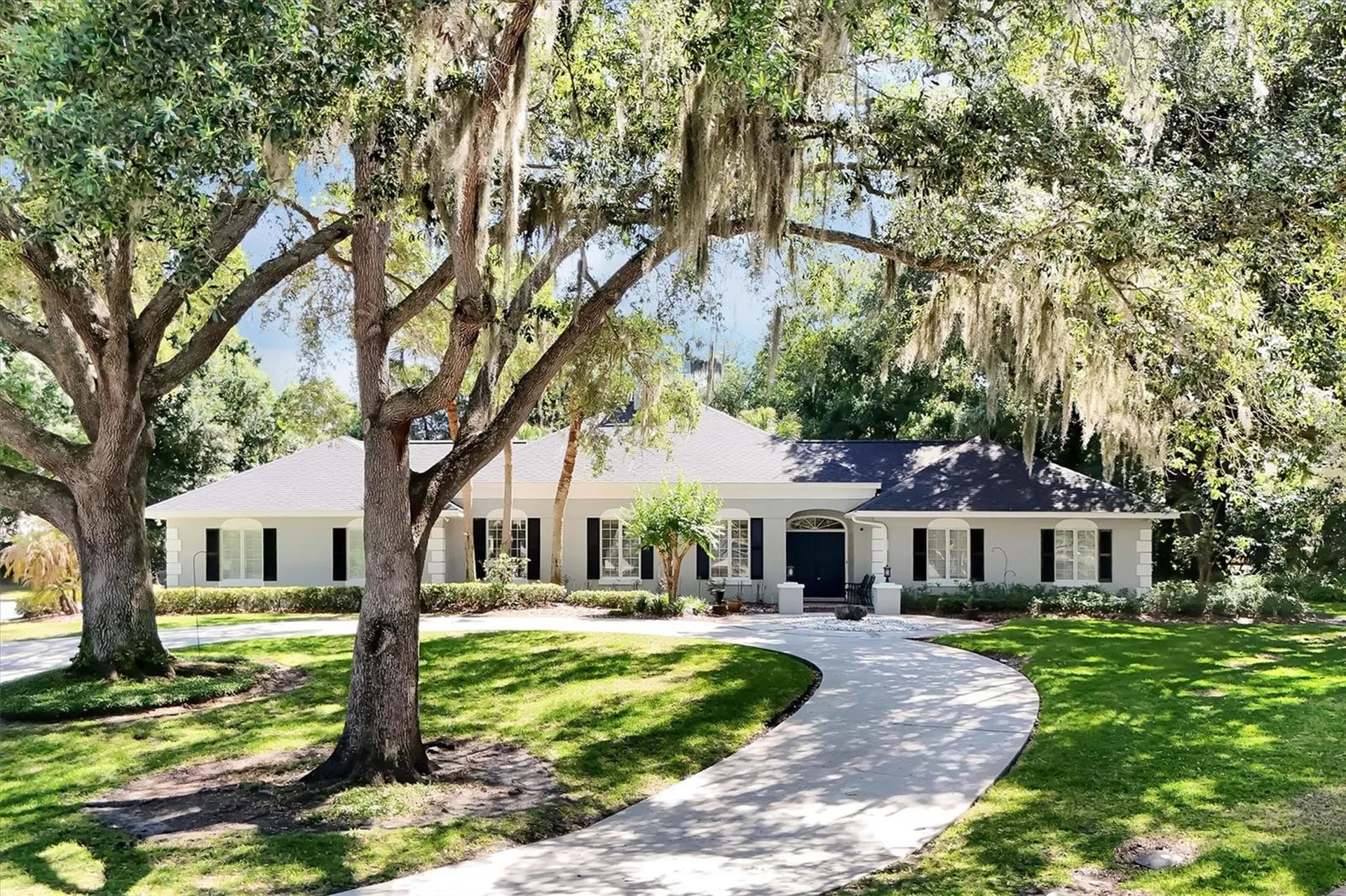 44 Lake Eloise Court Winter Haven FL 33884