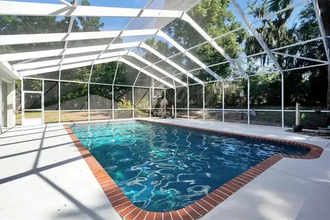 44 Lake Eloise Court Winter Haven FL 33884