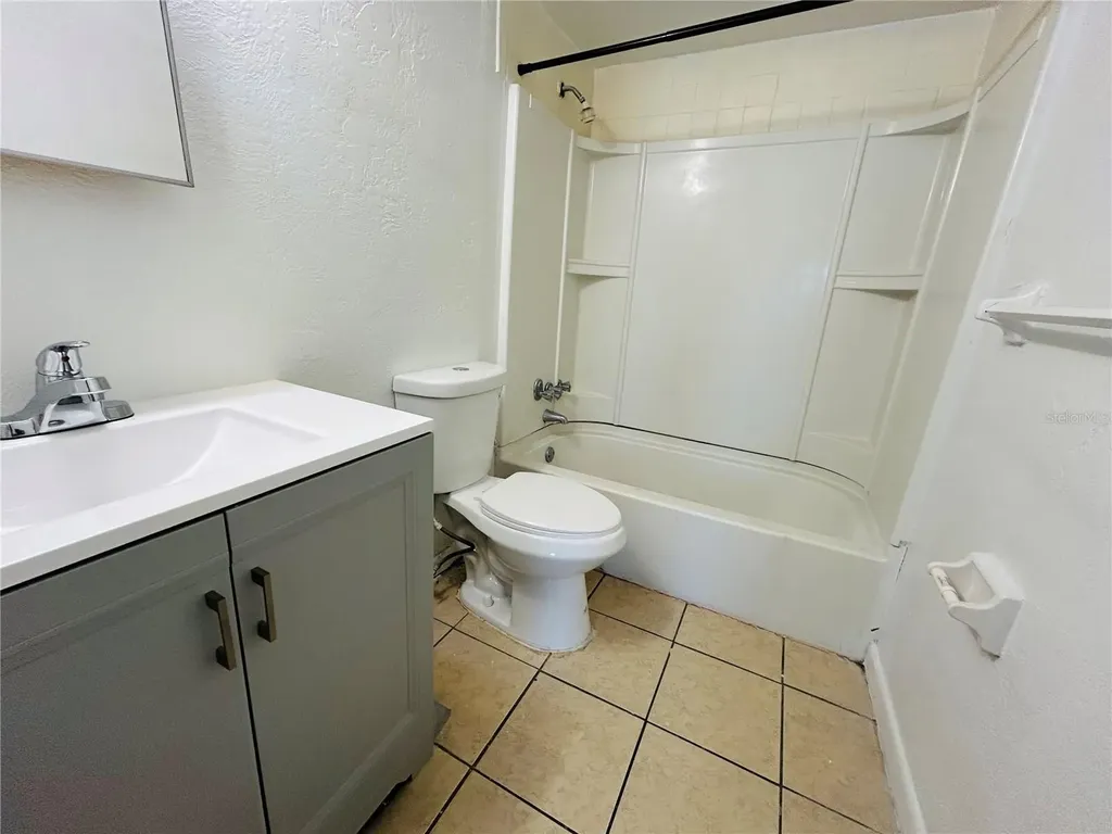 2777 L B Mcleod Road Orlando FL 32805