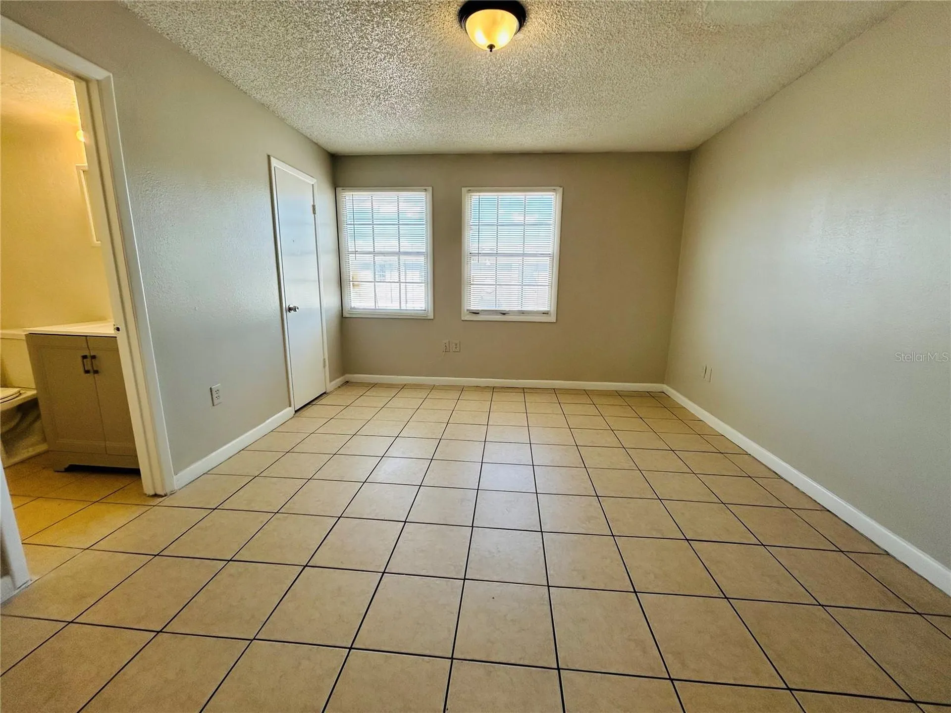 2777 L B Mcleod Road Orlando FL 32805