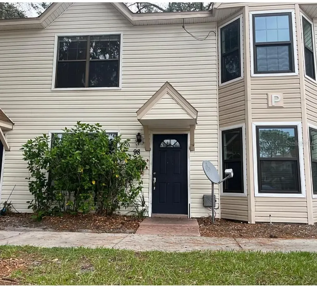 2302 Maki Road Plant City FL 33563