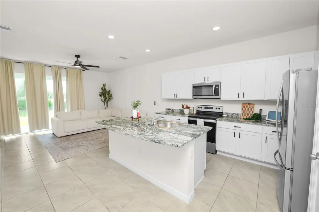 3830 Sunflower Field Place Plant City FL 33565