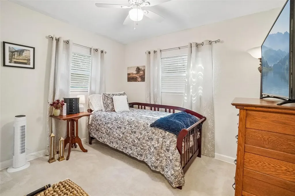 5389 55th Avenue N St Petersburg FL 33709
