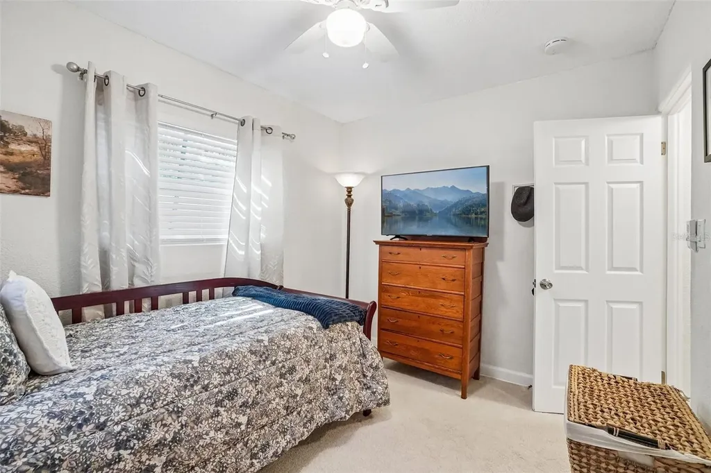 5389 55th Avenue N St Petersburg FL 33709