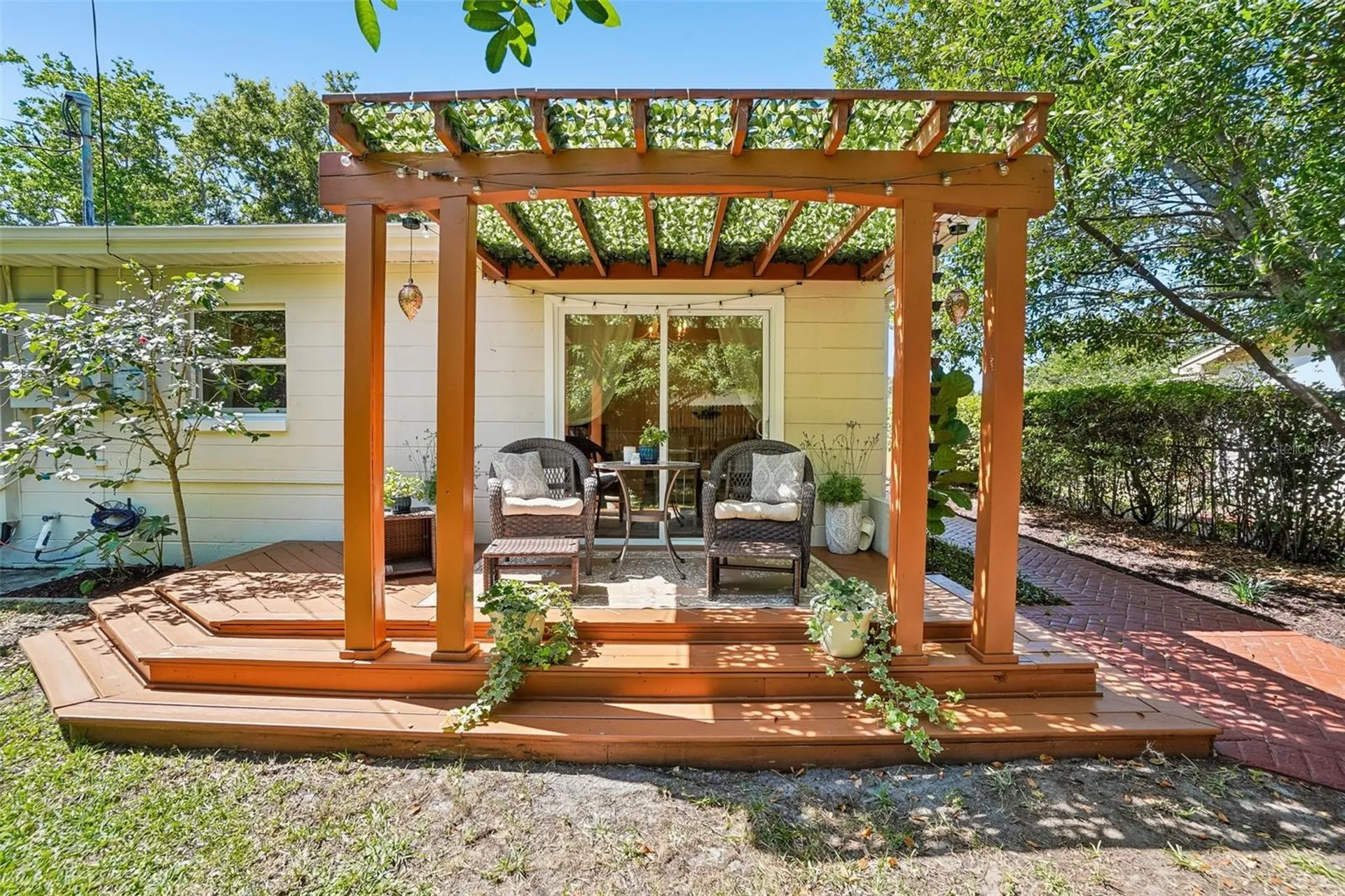 5389 55th Avenue N St Petersburg FL 33709