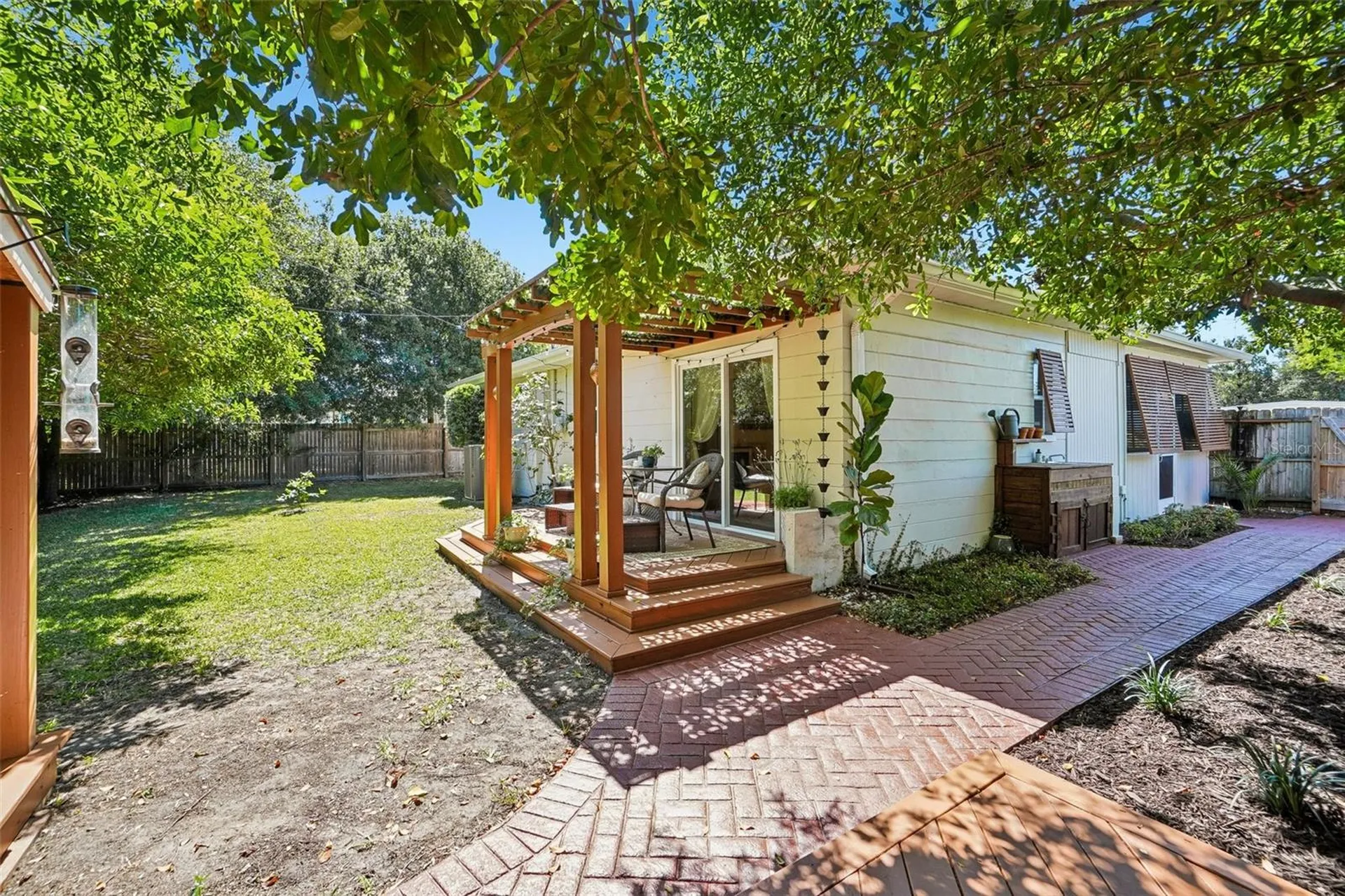 5389 55th Avenue N St Petersburg FL 33709