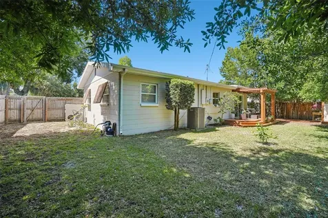 5389 55th Avenue N St Petersburg FL 33709