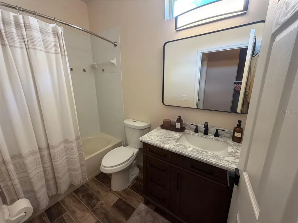 217 36th Street NE Bradenton FL 34208