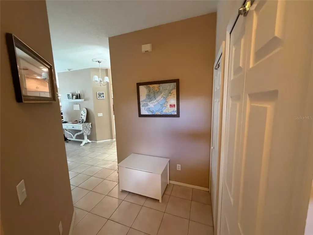 217 36th Street NE Bradenton FL 34208