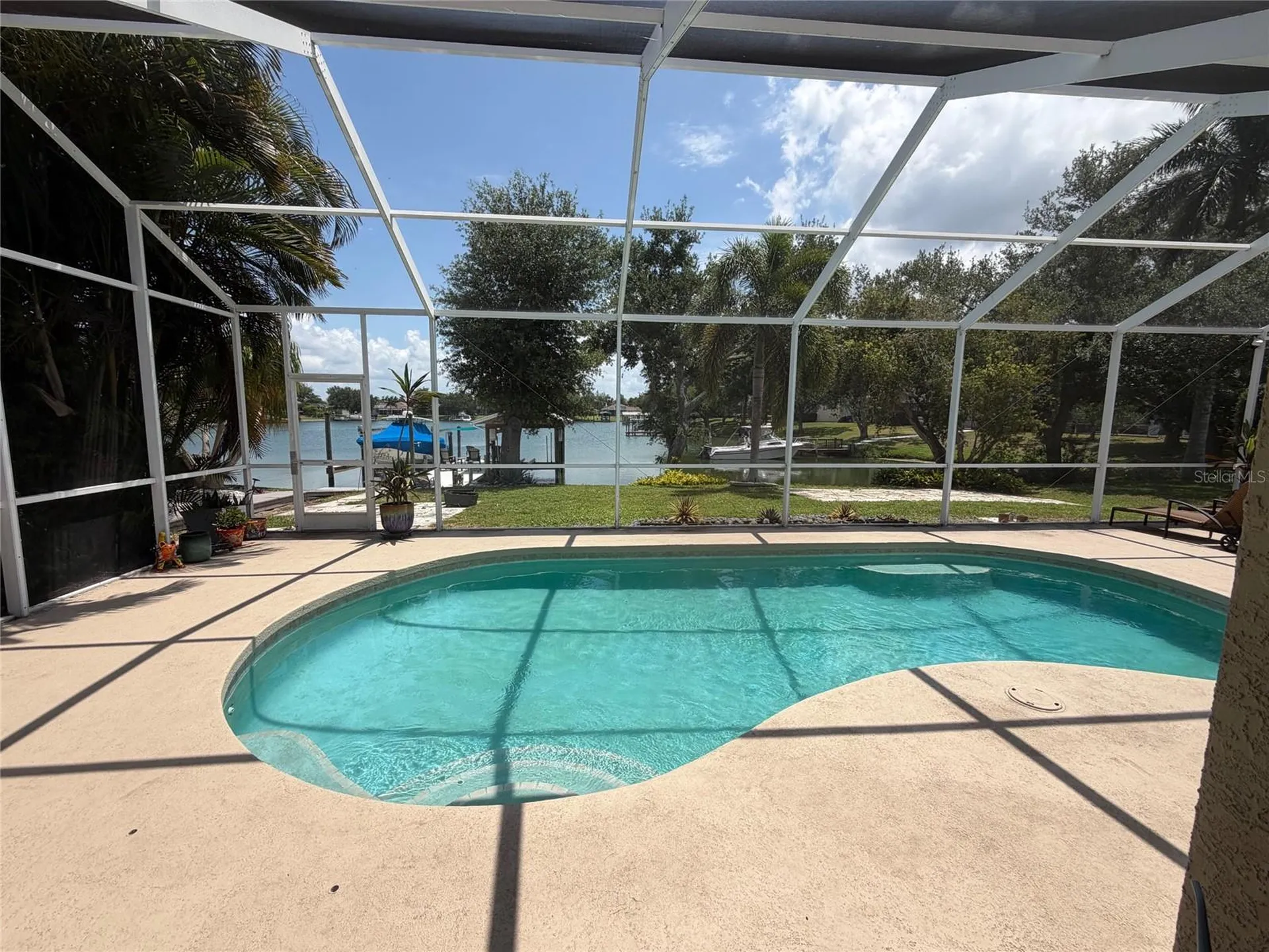 217 36th Street NE Bradenton FL 34208
