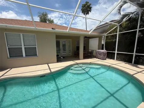217 36th Street NE Bradenton FL 34208
