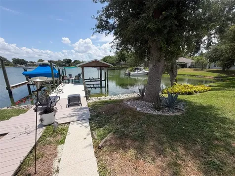 217 36th Street NE Bradenton FL 34208