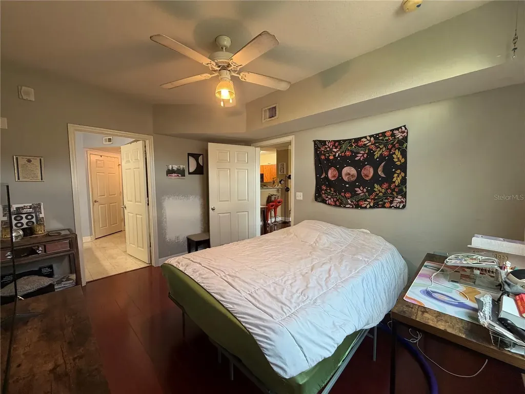 300 E South Street Orlando FL 32801