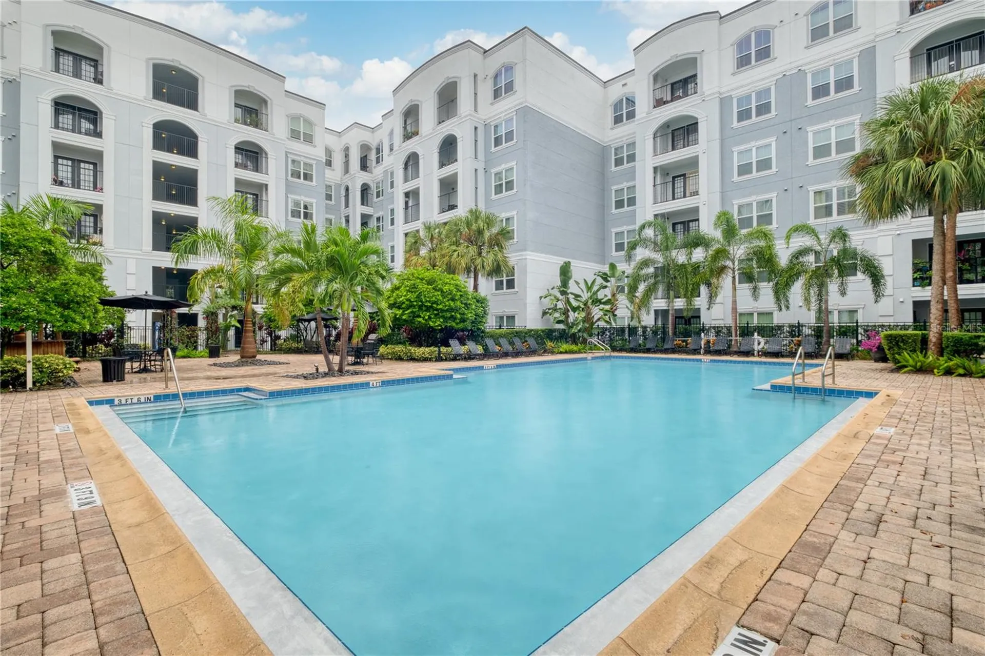 300 E South Street Orlando FL 32801