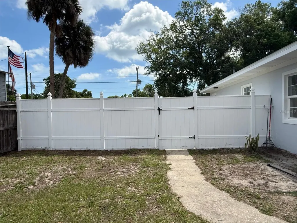 5152 Isabelle Avenue Port Orange FL 32127