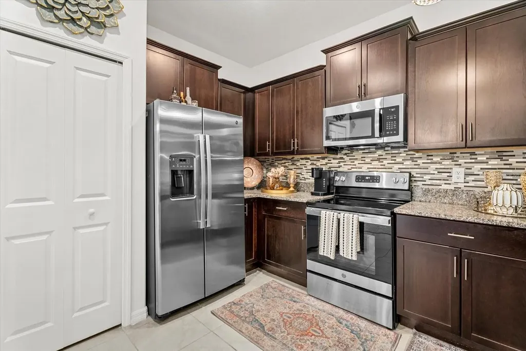 10426 Shady Preserve Drive Riverview FL 33578