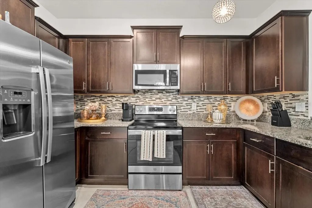 10426 Shady Preserve Drive Riverview FL 33578