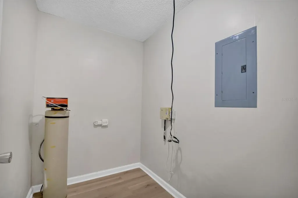 112 Amy Circle Lakeland FL 33809