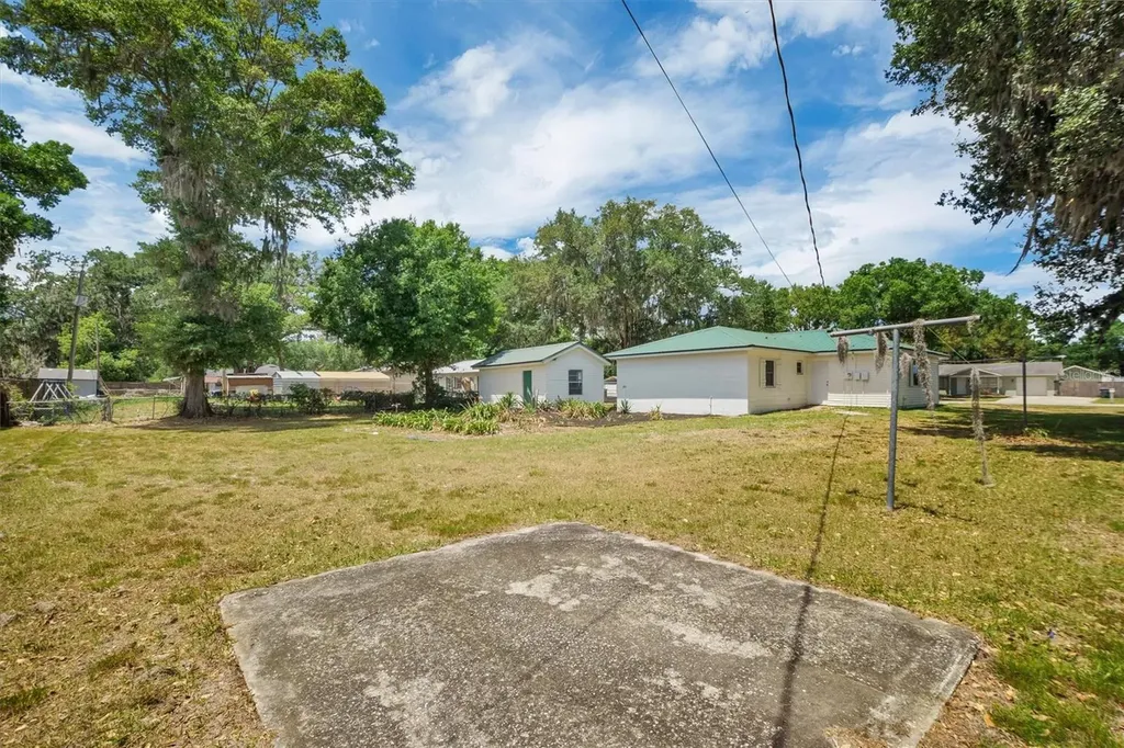 112 Amy Circle Lakeland FL 33809