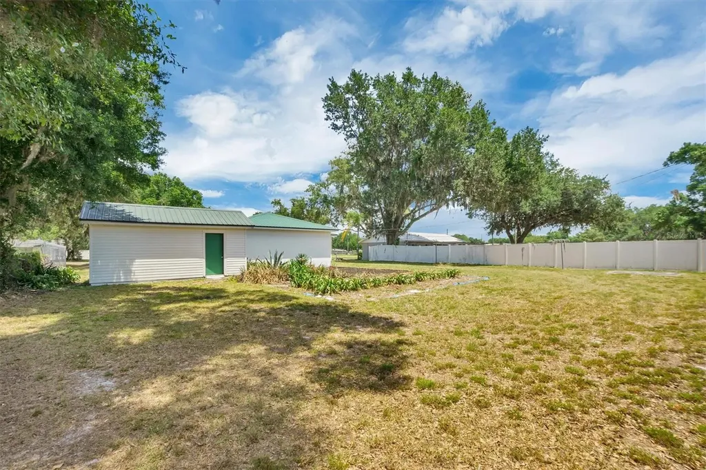 112 Amy Circle Lakeland FL 33809