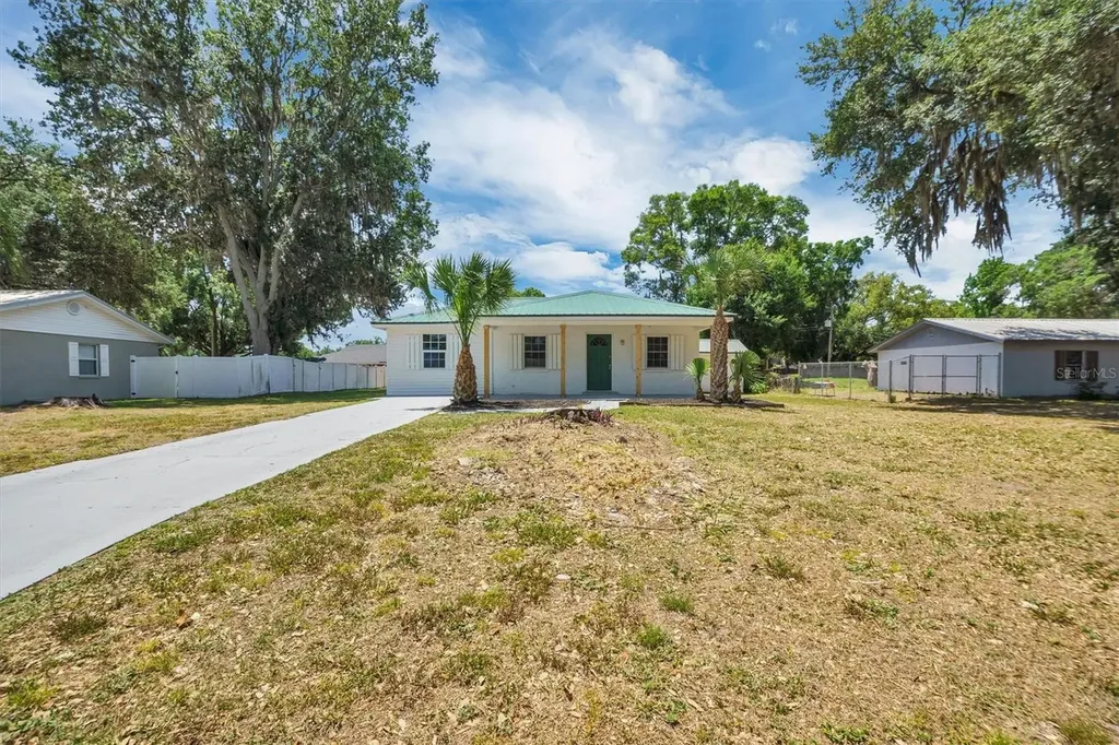112 Amy Circle Lakeland FL 33809