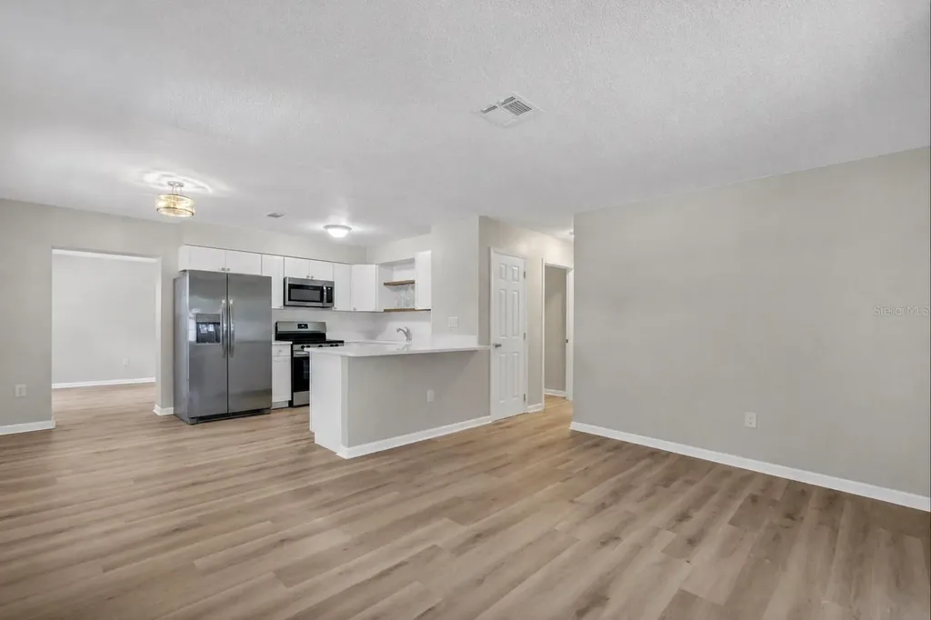 112 Amy Circle Lakeland FL 33809