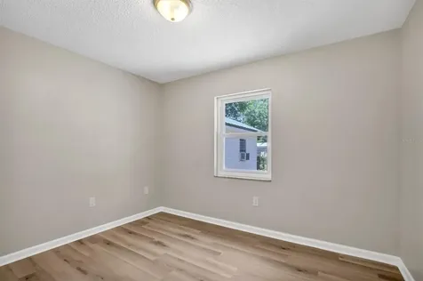 112 Amy Circle Lakeland FL 33809