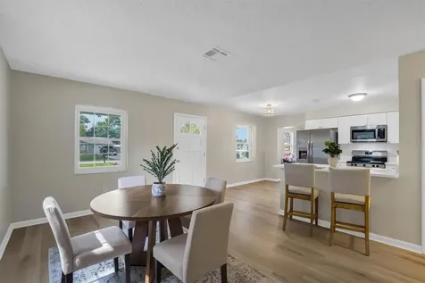 112 Amy Circle Lakeland FL 33809